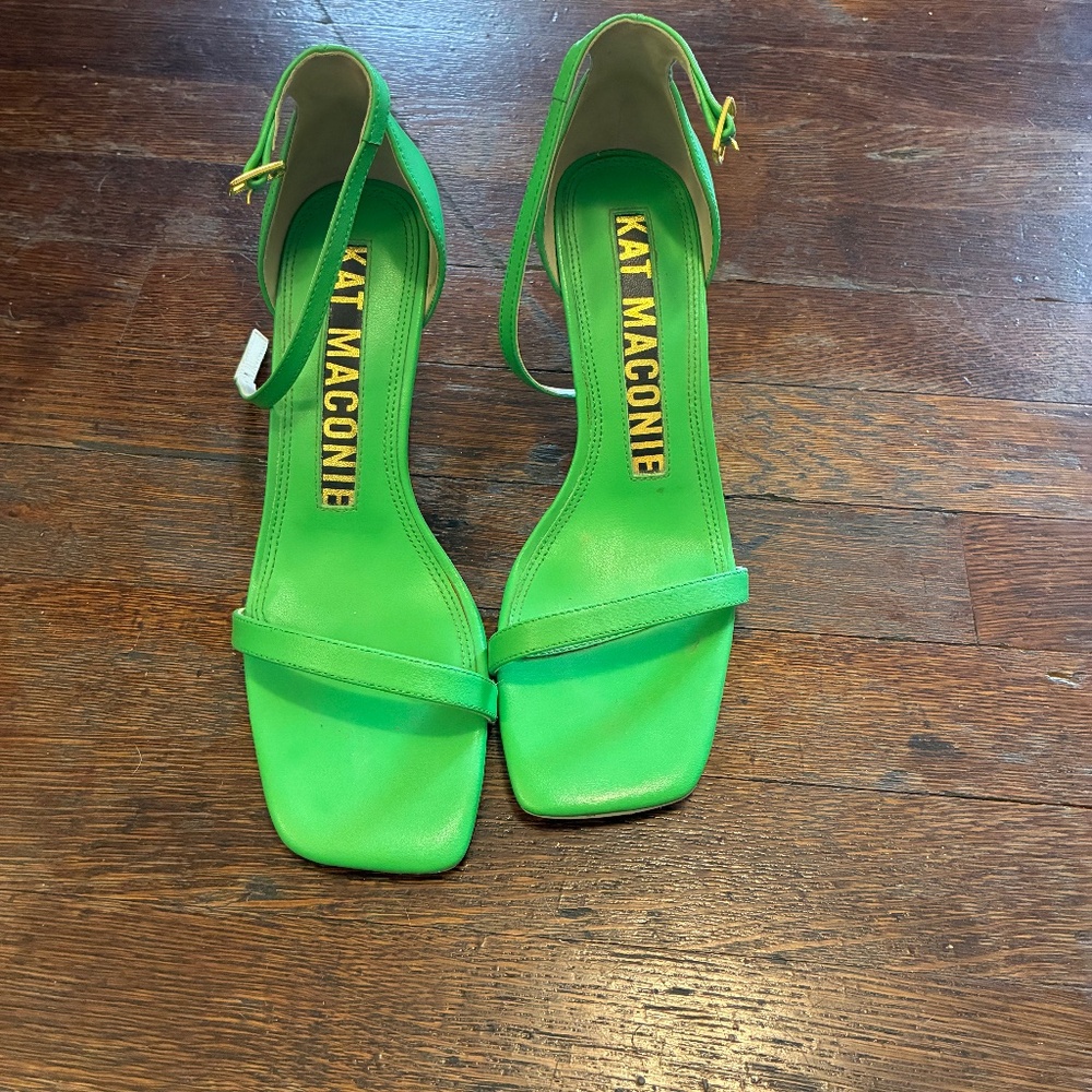 Like New Kat Maconie Green and gold strappy heel sandal